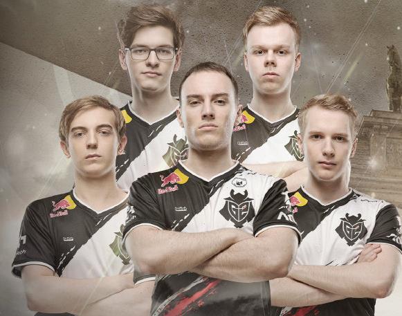 的年轻前锋 的年轻前锋