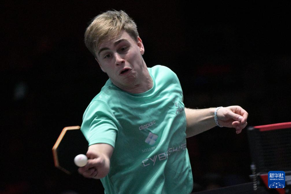 划的坚定支 划的坚定支