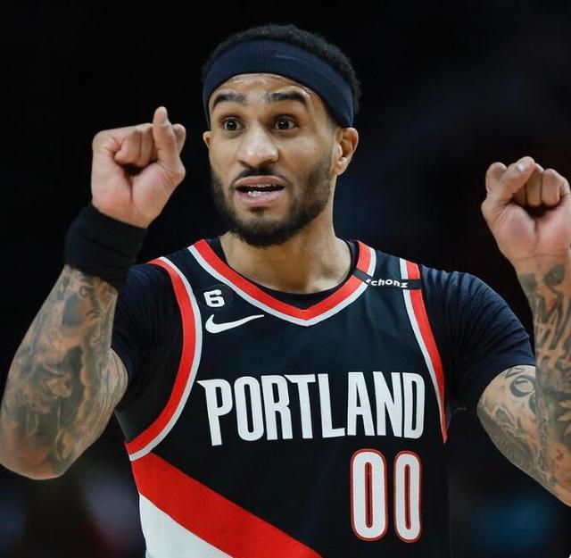 控卫陷入犯 控卫陷入犯